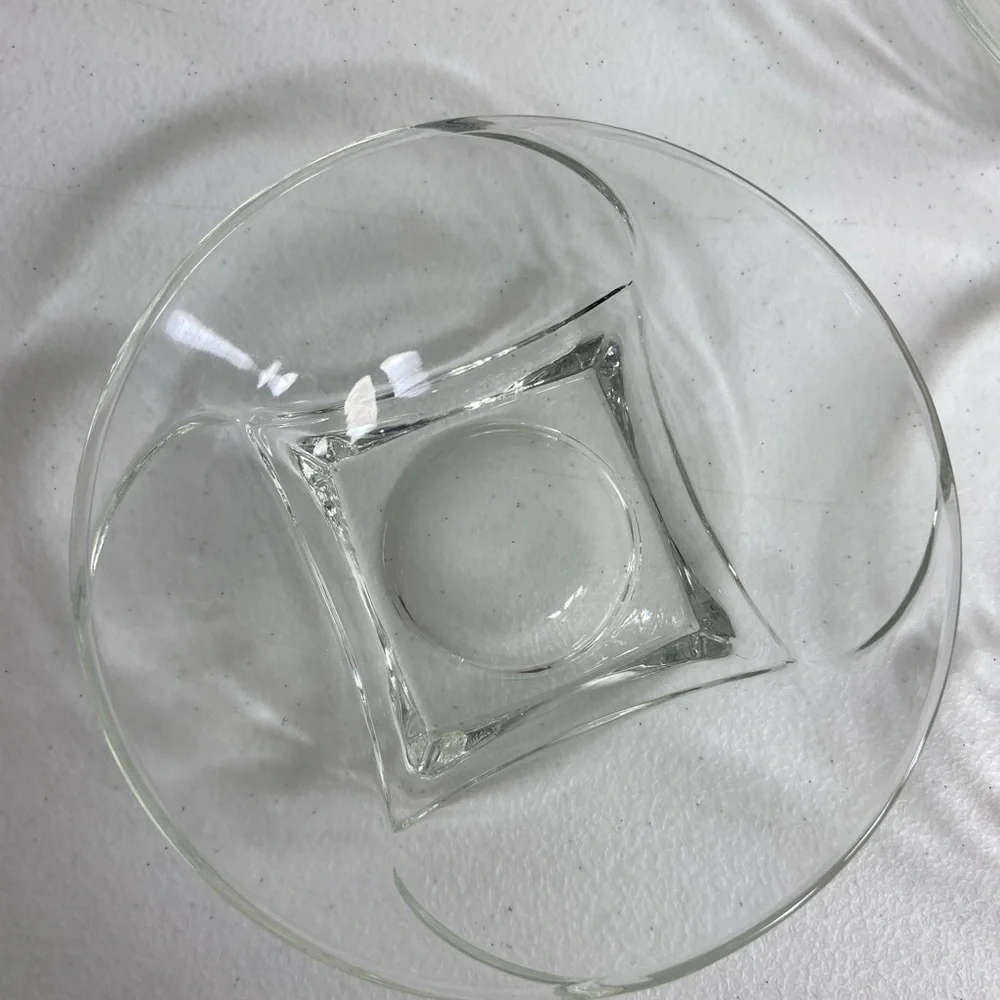EUC‎ clear glass saucers small plates set of 4 home decor kitchen glassware lot